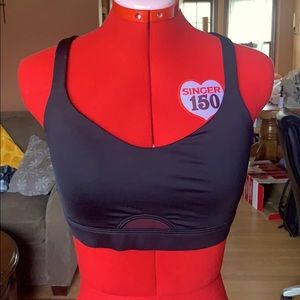 VICTORIAS SECRET SPORT BRA